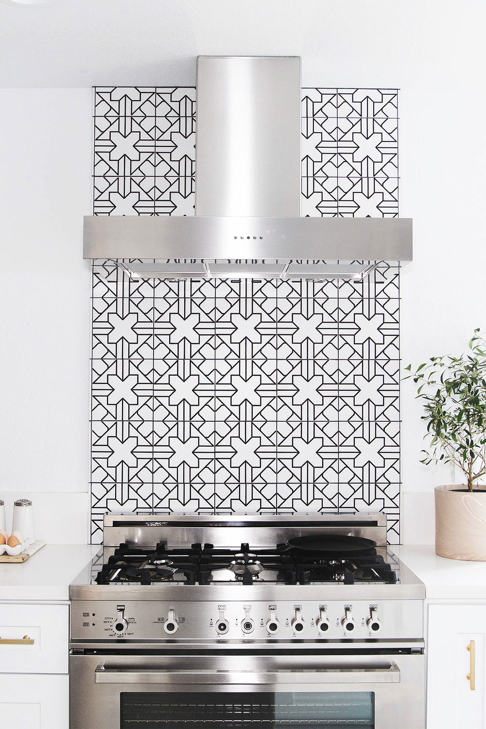 Featured image of post Black And White Backsplash Tile Designs