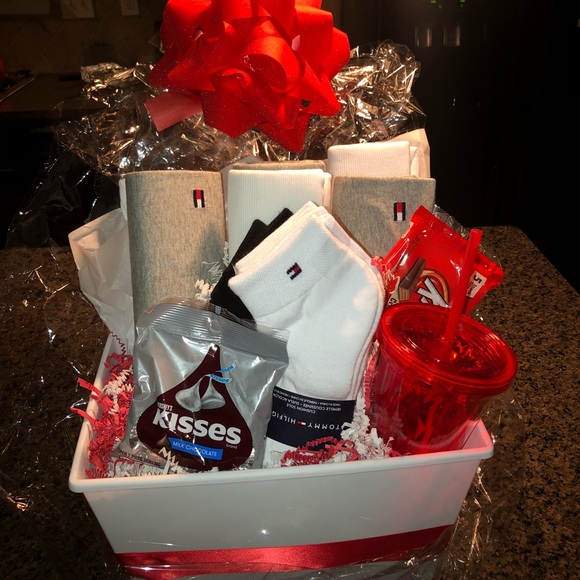 Featured image of post Underwear Gift Basket