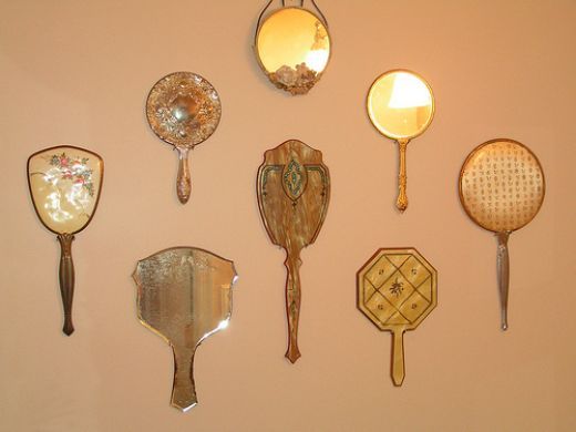 Featured image of post Vintage Hand Mirror Wall Decor